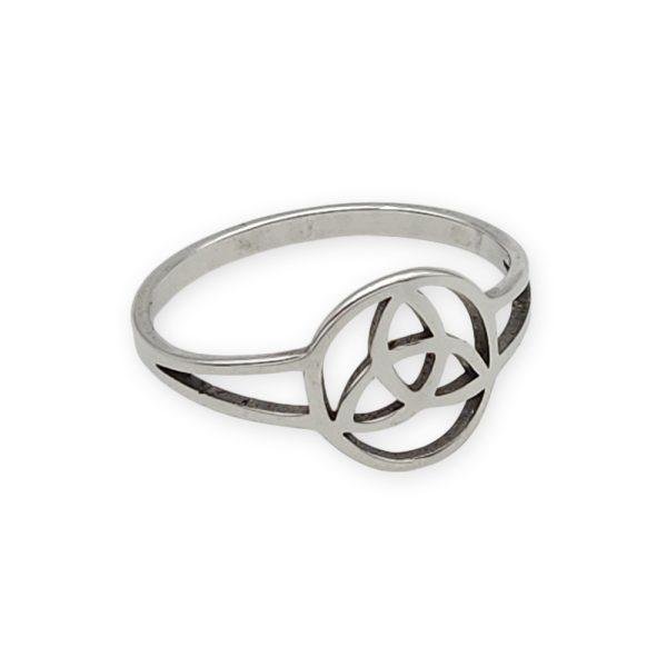 anillo triqueta celta